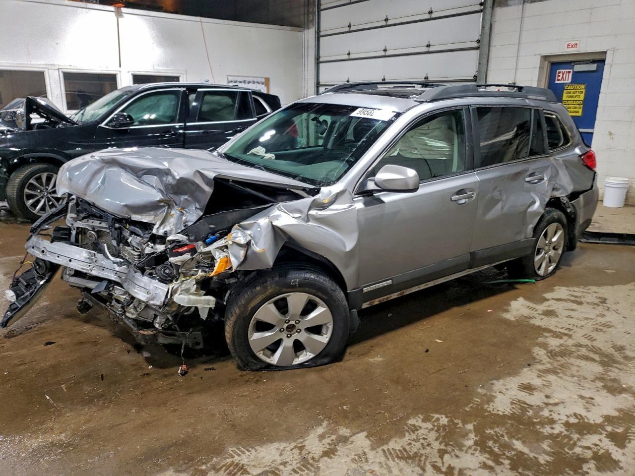 2010 SUBARU Outback