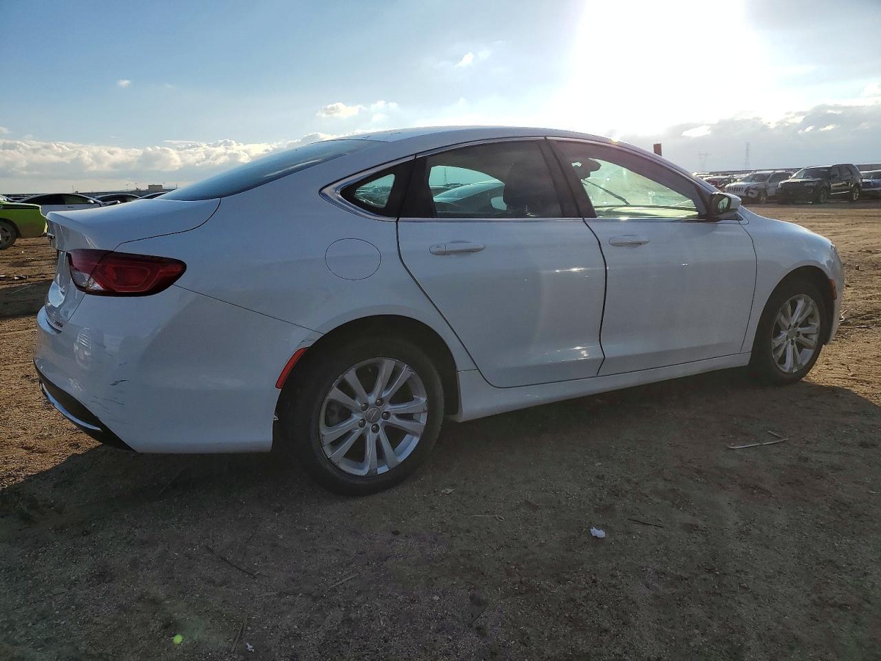 2015 CHRYSLER 200