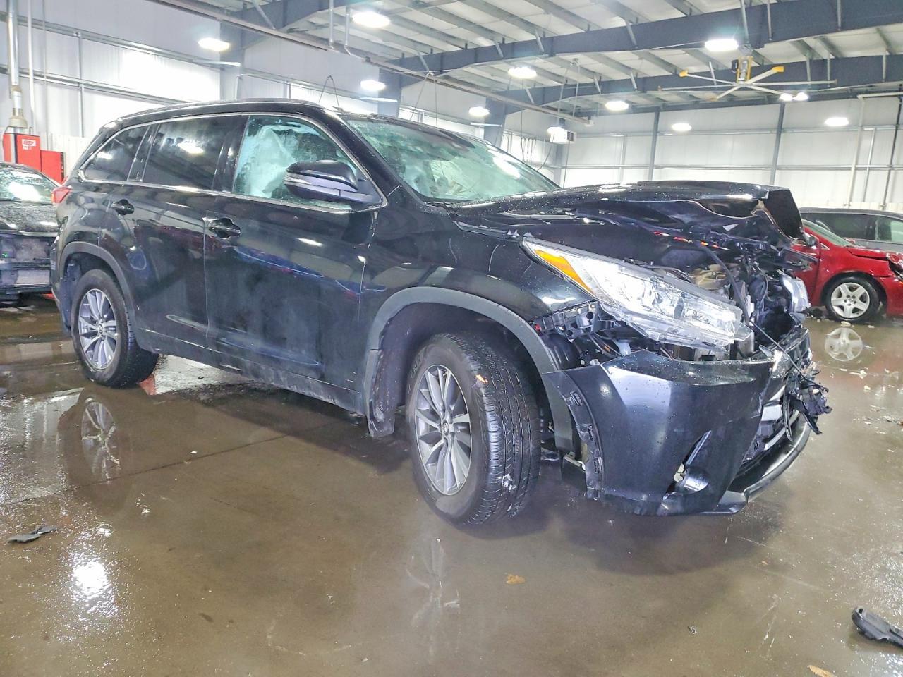 2018 TOYOTA HIGHLANDER