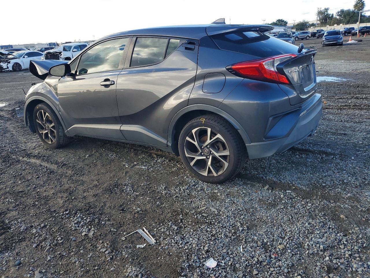 2018 TOYOTA C-HR