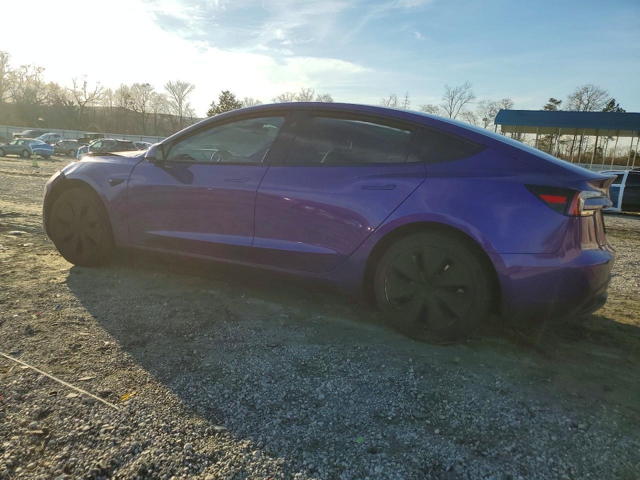 2024 TESLA MODEL 3