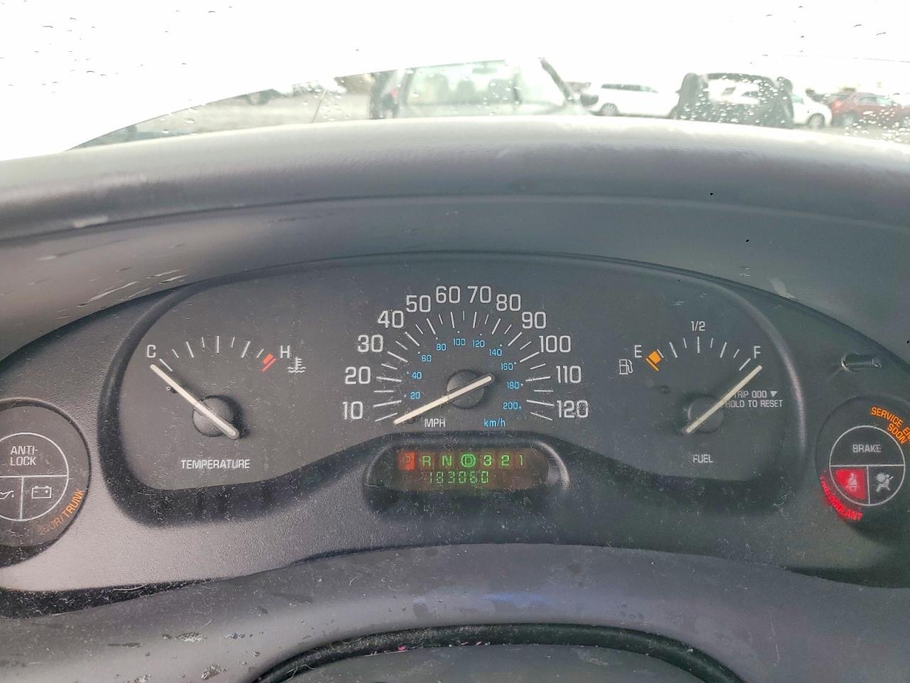 2001 BUICK Century