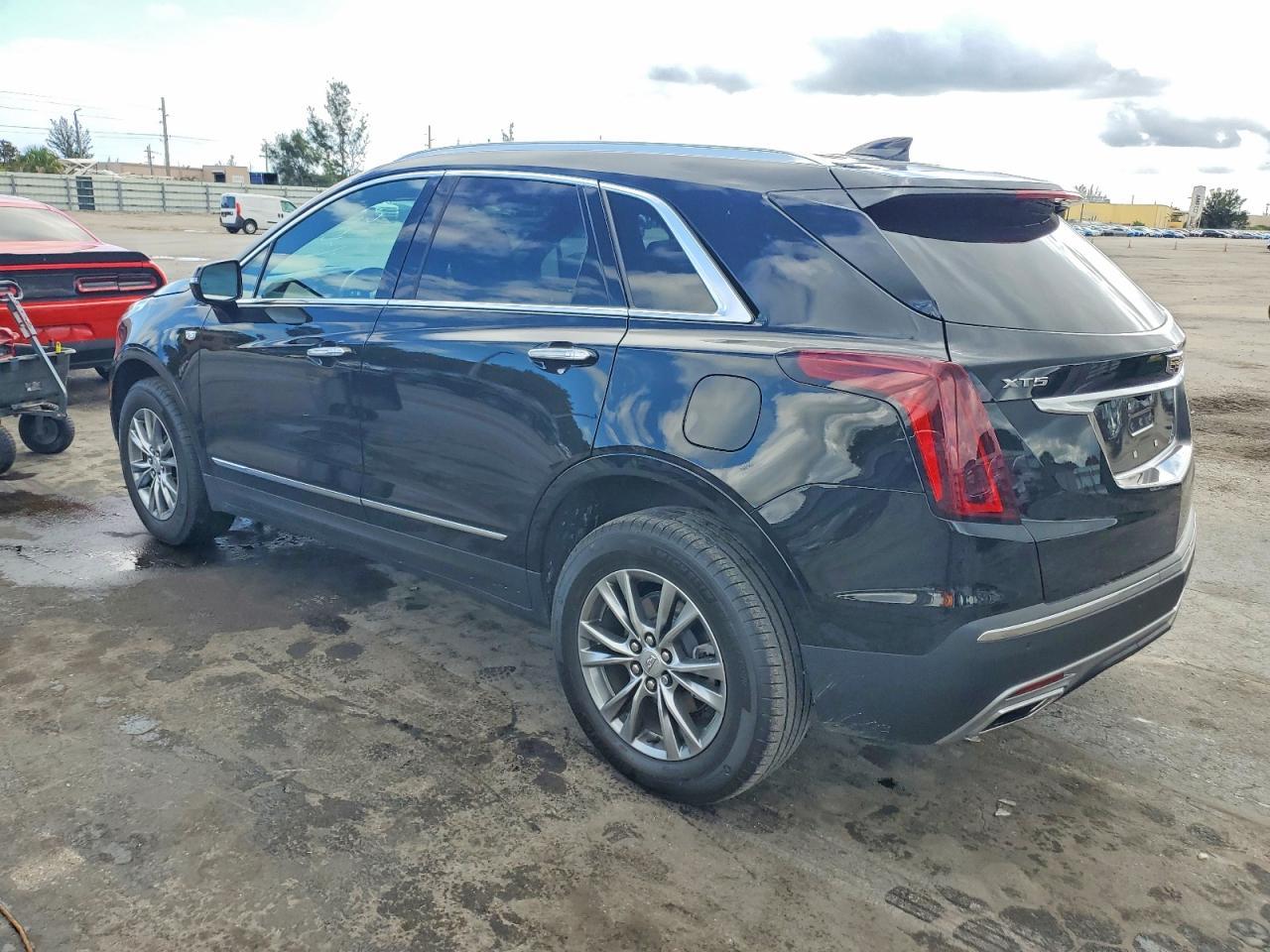 2023 CADILLAC XT5