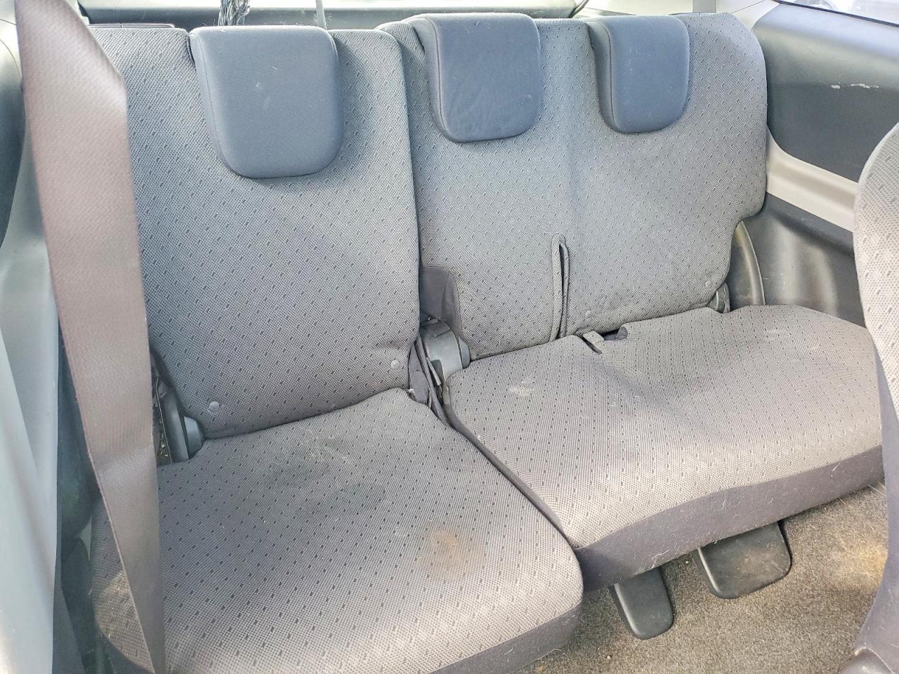 2011 TOYOTA YARIS