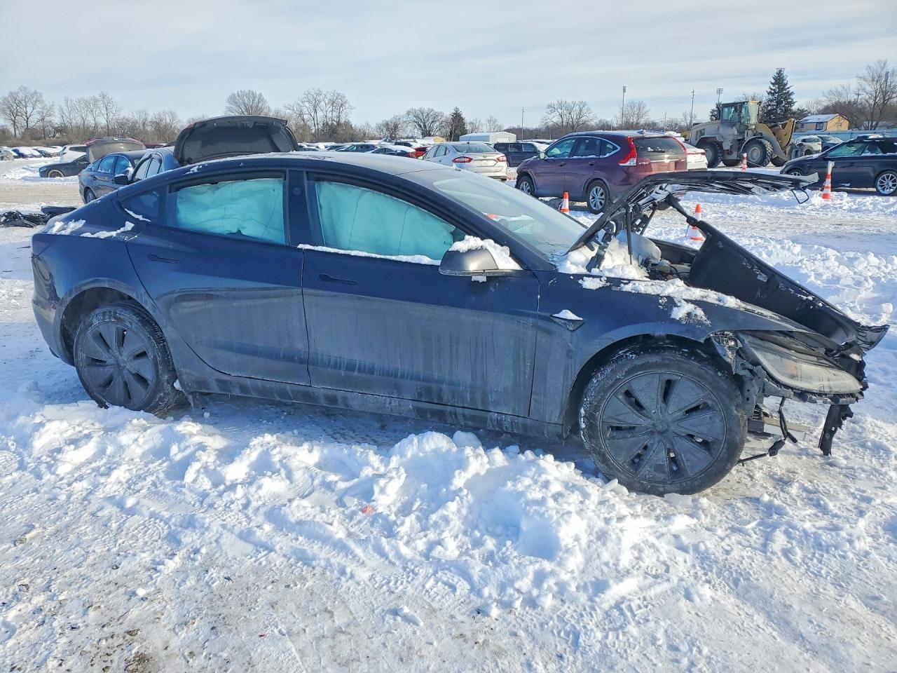 2025 TESLA MODEL 3