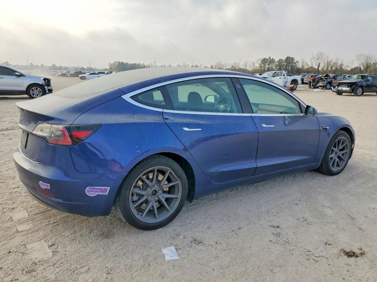 2019 TESLA MODEL 3