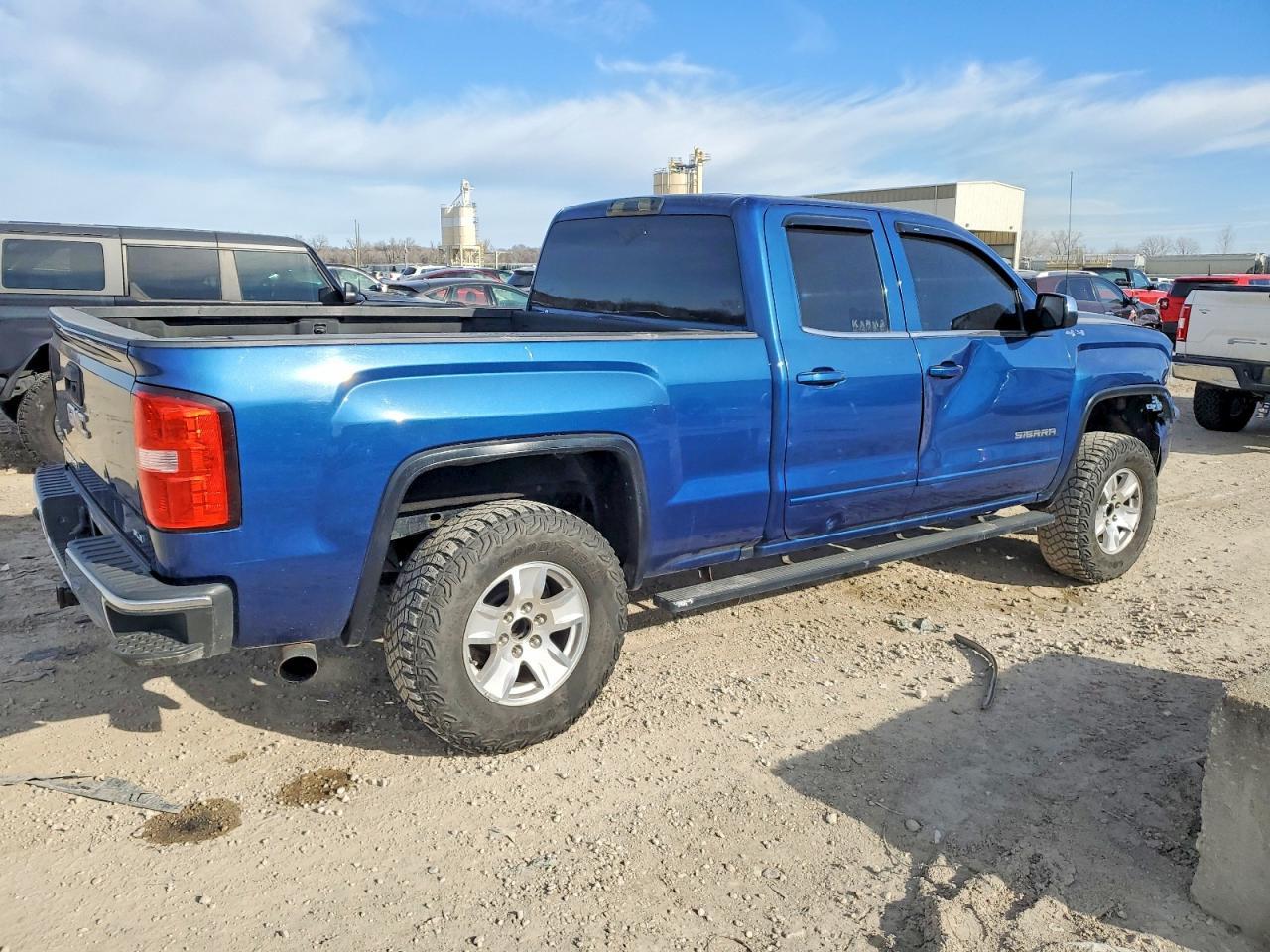 2016 GMC Sierra