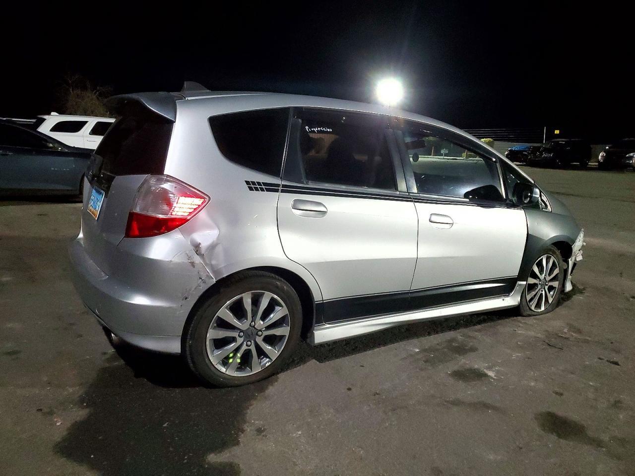 2013 HONDA FIT