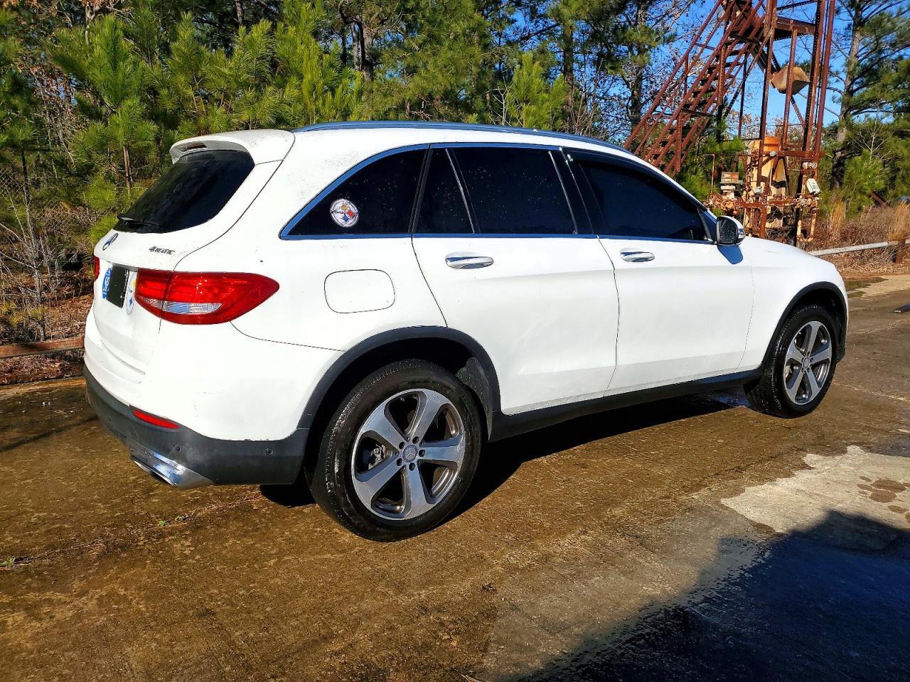 2016 MERCEDES-BENZ GLC-Class