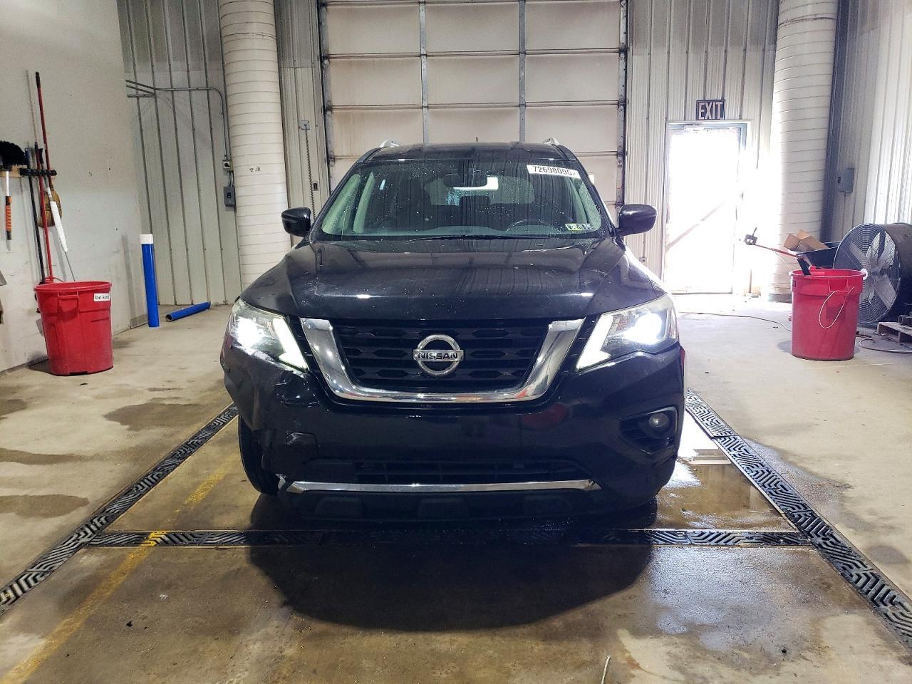 2017 NISSAN PATHFINDER