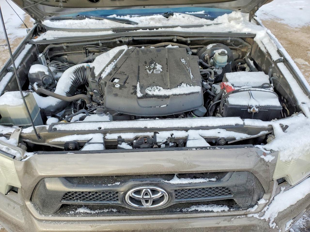 2012 TOYOTA TACOMA