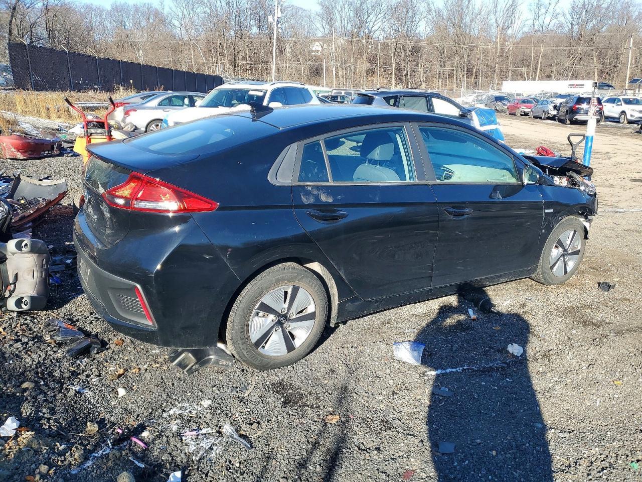 2017 HYUNDAI Ioniq