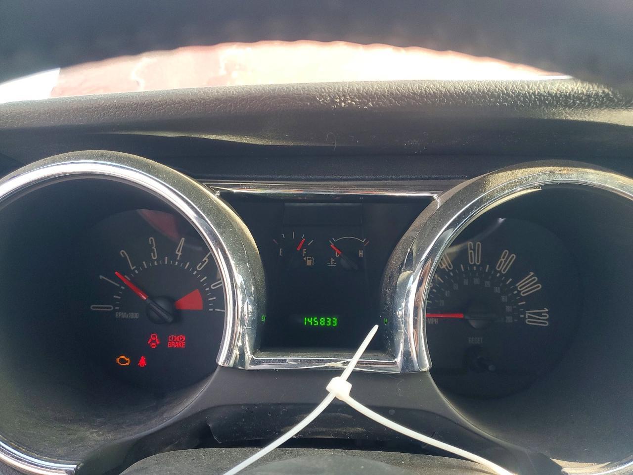 2005 FORD MUSTANG