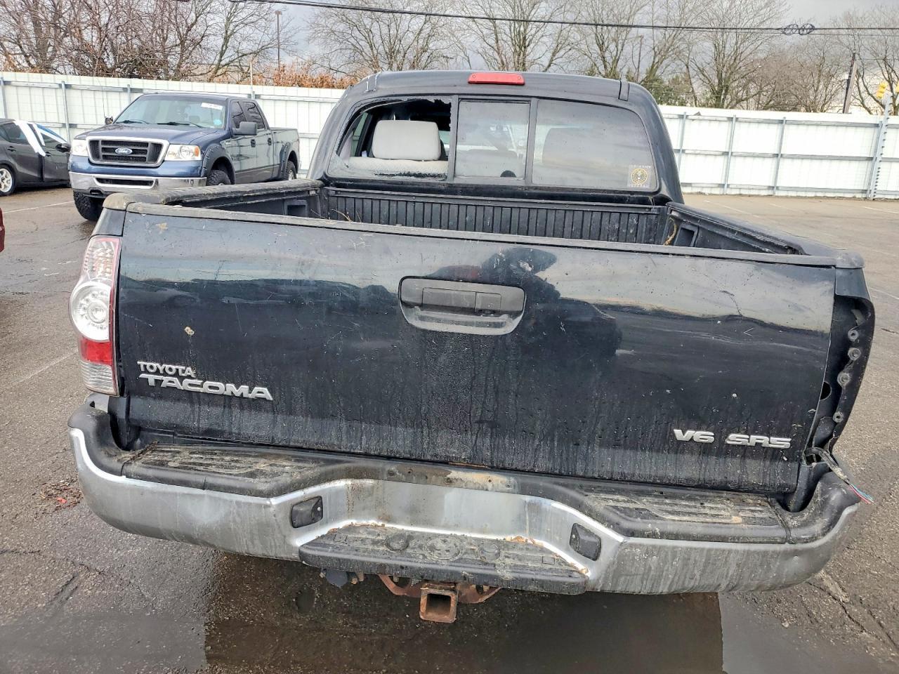 2011 TOYOTA TACOMA