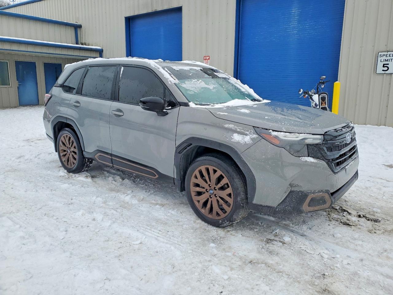 2025 SUBARU FORESTER