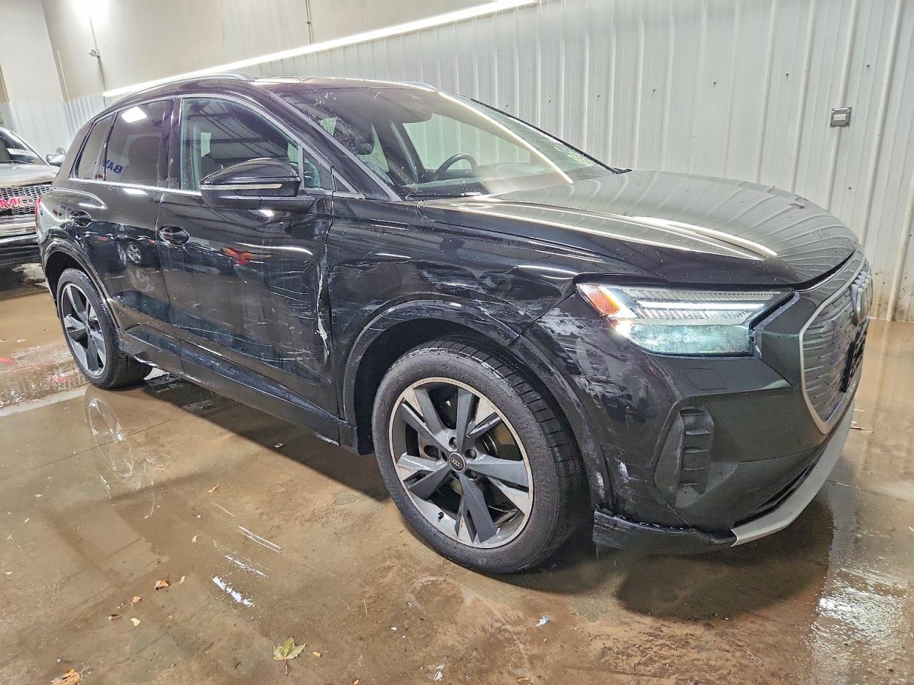 2022 AUDI Q4 e-tron