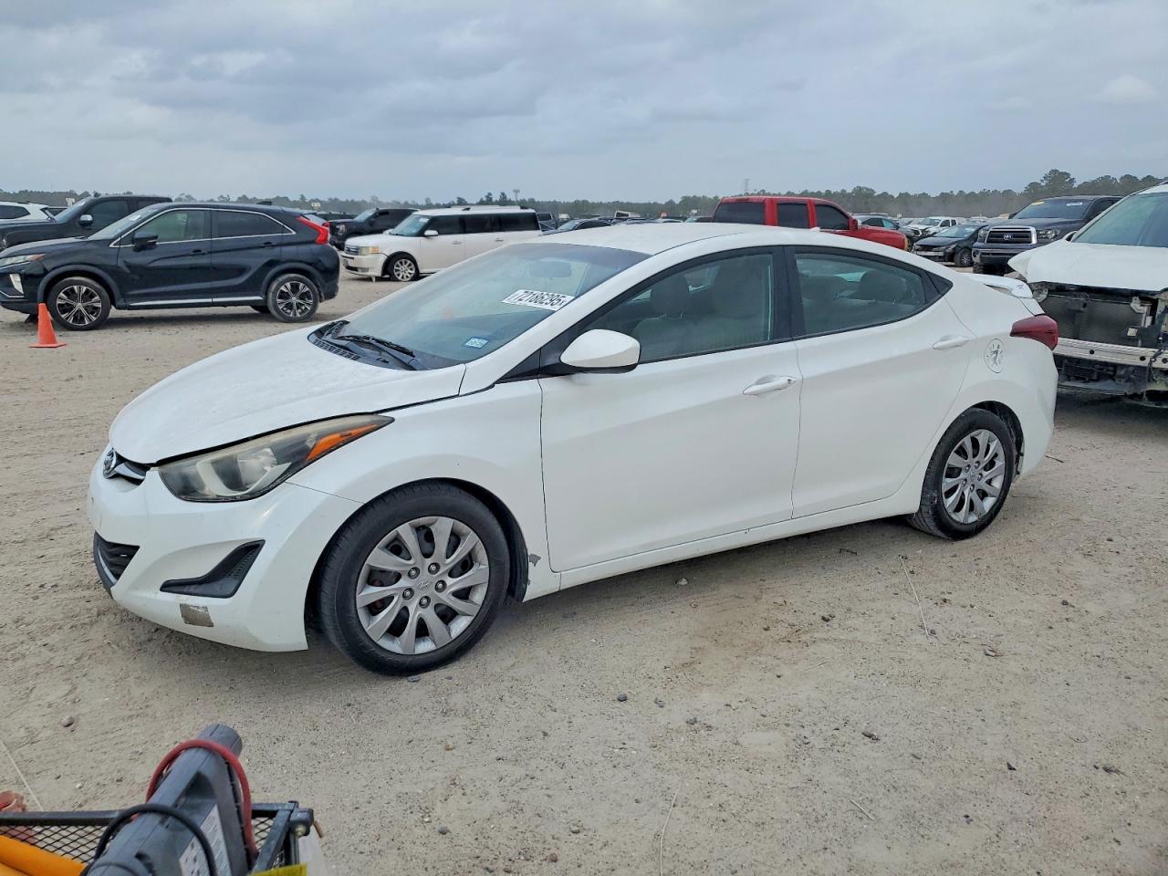2016 HYUNDAI ELANTRA