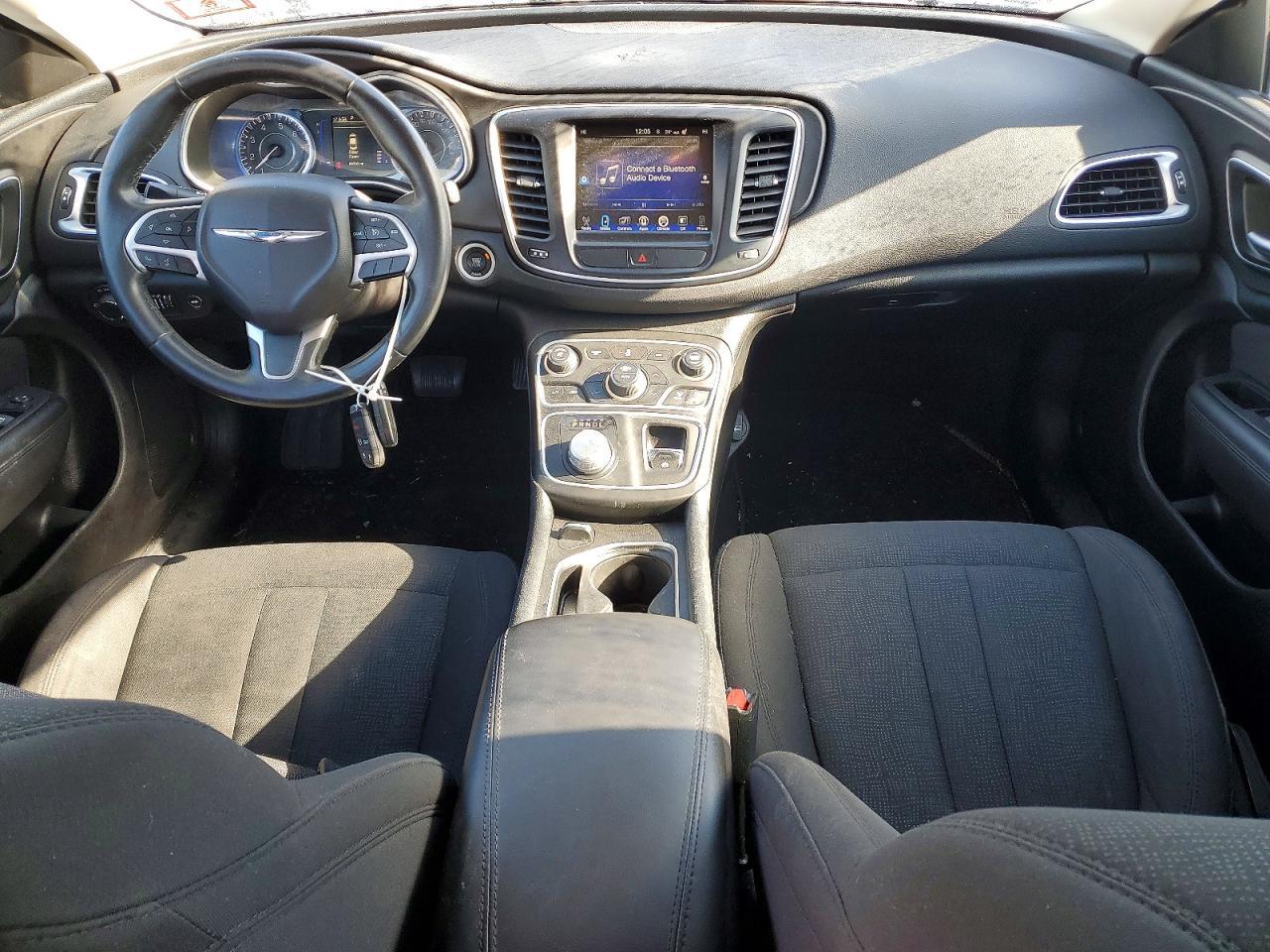 2016 CHRYSLER 200