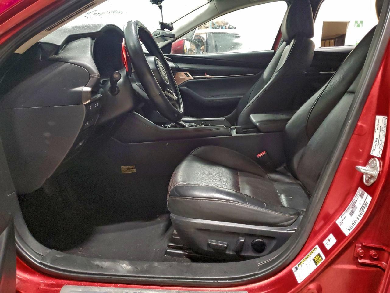 2019 MAZDA 3