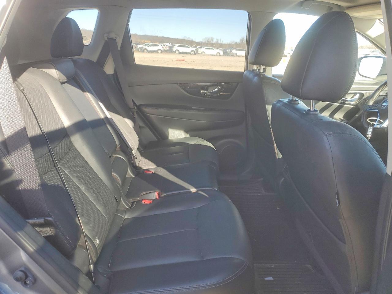 2018 NISSAN ROGUE