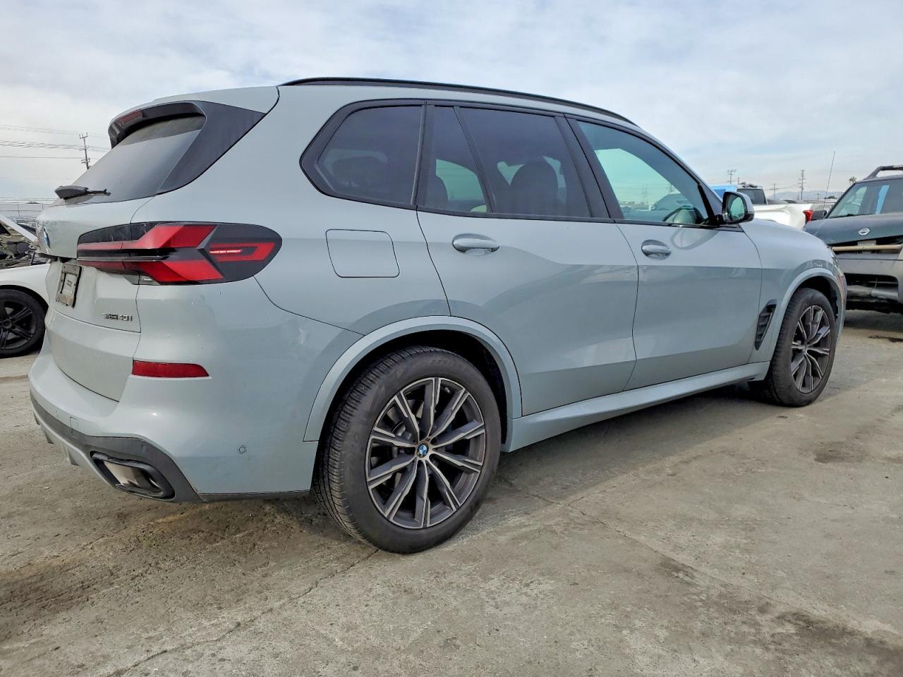 2024 BMW X5