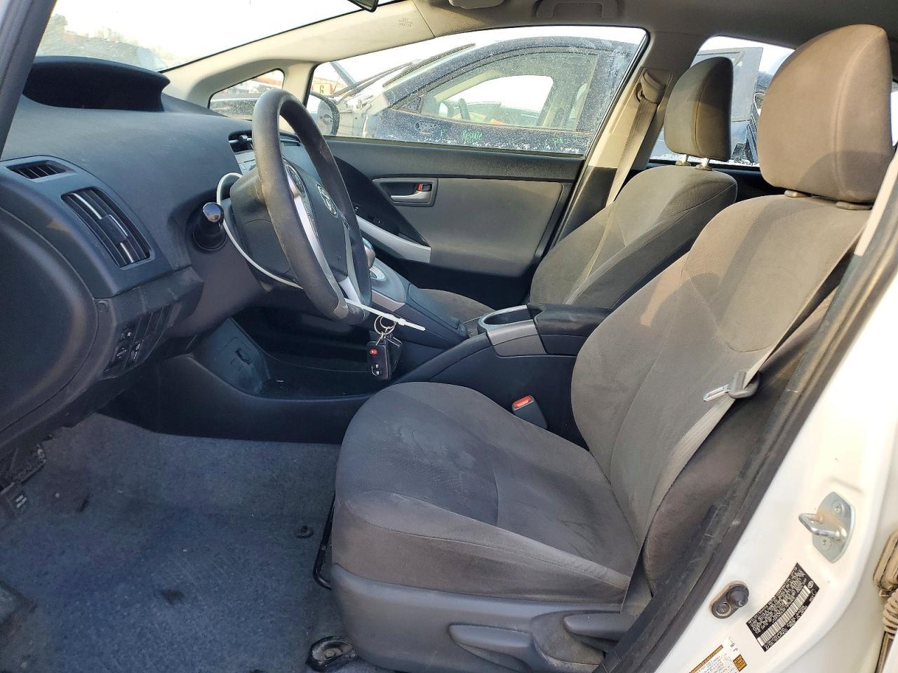 2015 TOYOTA PRIUS