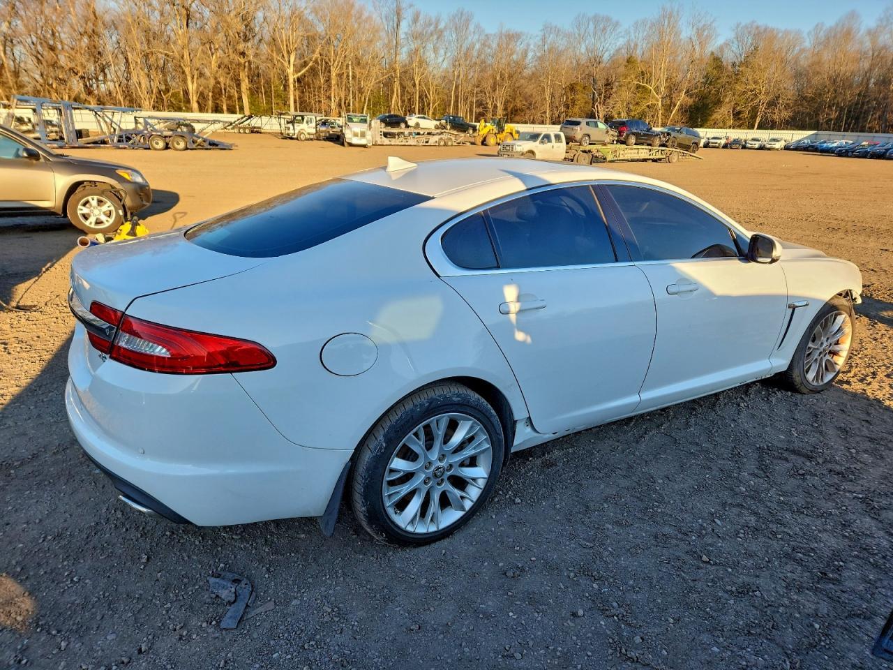 2013 JAGUAR XF