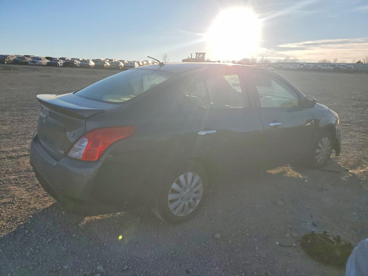 2016 NISSAN VERSA