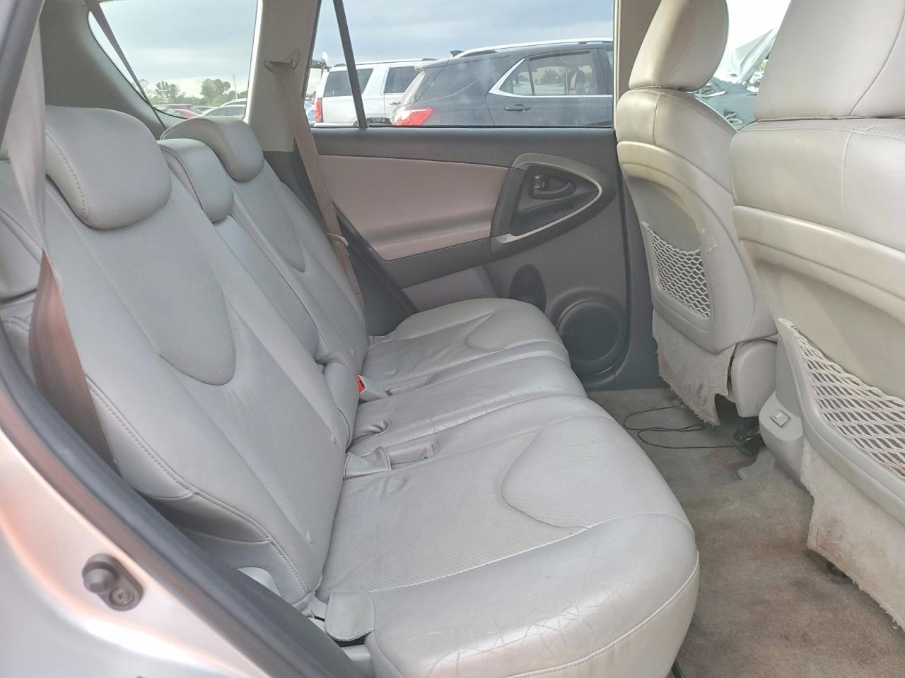 2009 TOYOTA RAV4