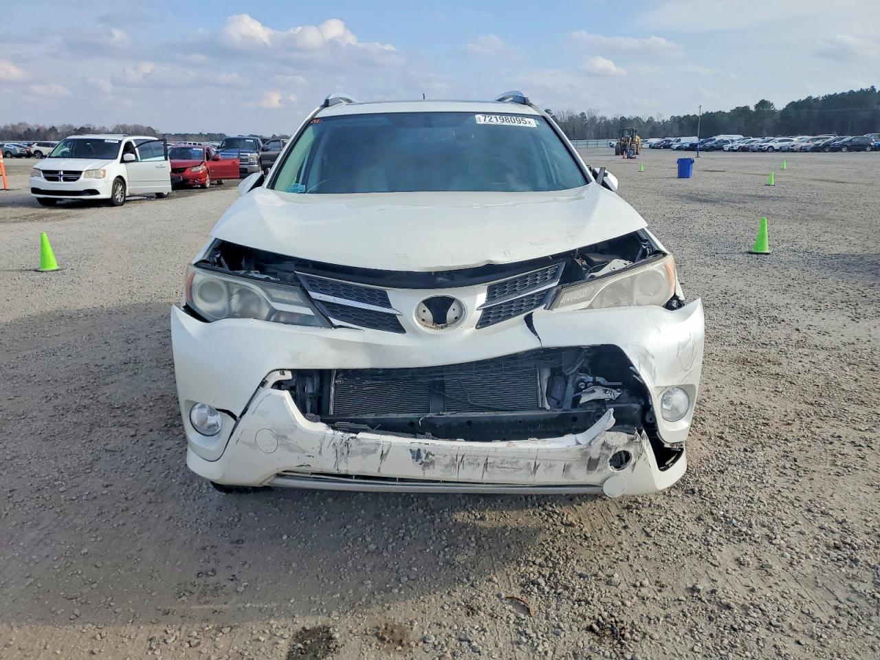 2015 TOYOTA RAV4