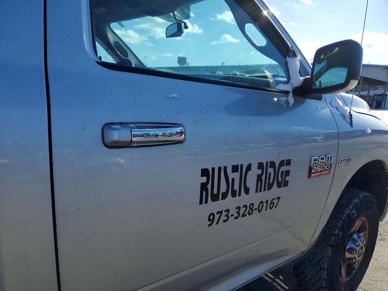 2011 DODGE Ram 2500