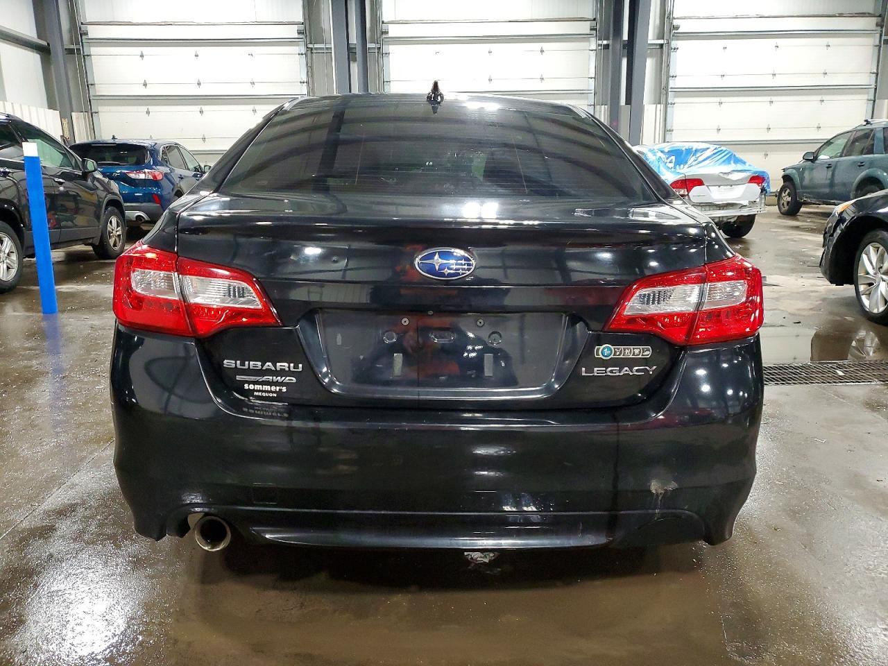 2016 SUBARU Legacy