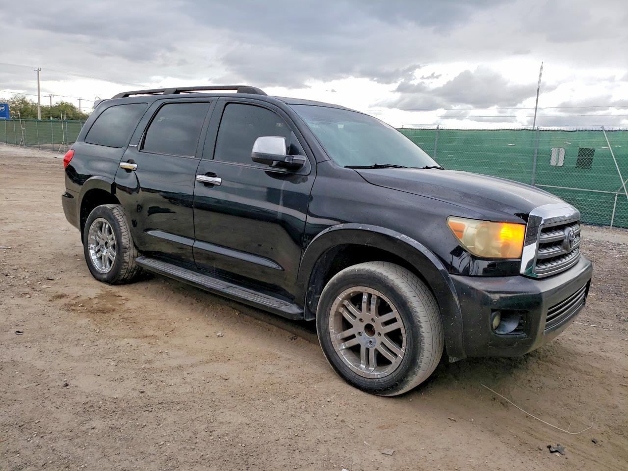 2008 TOYOTA Sequoia