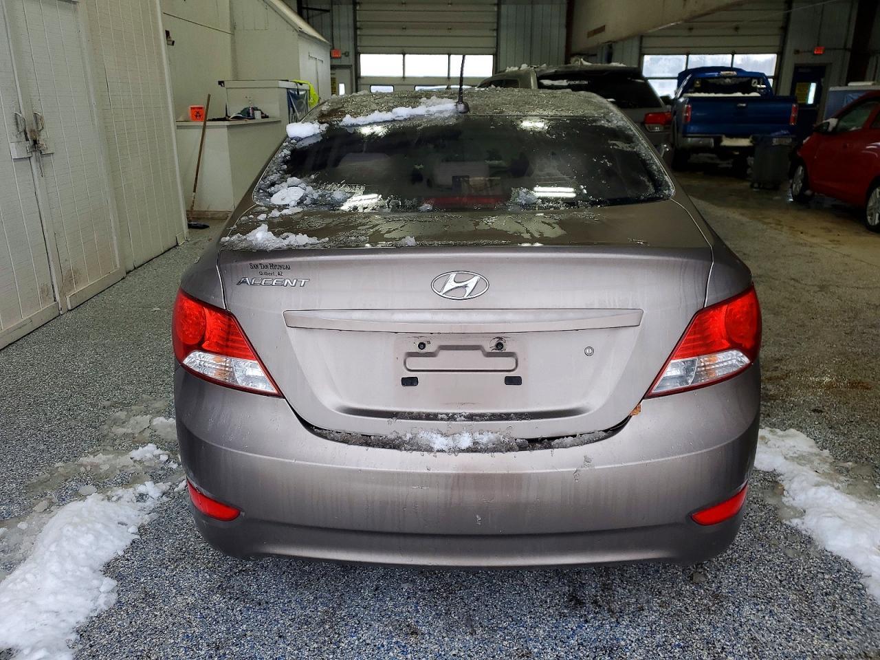 2012 HYUNDAI ACCENT