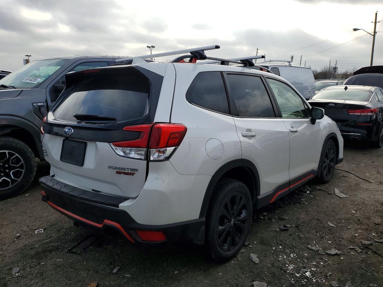 2021 SUBARU FORESTER