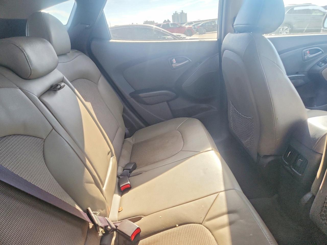 2015 HYUNDAI TUCSON