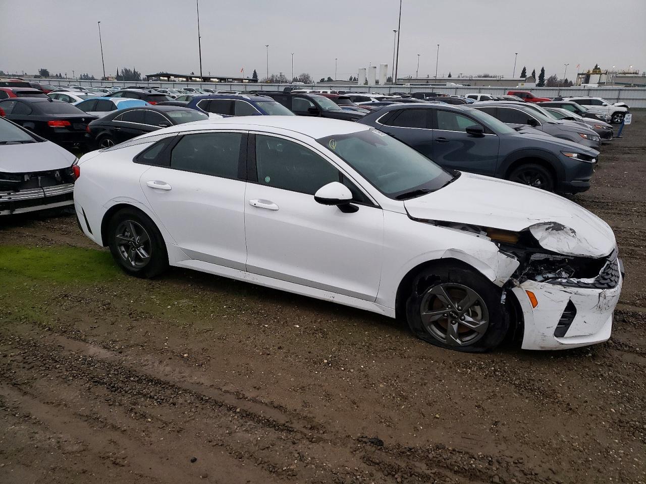 2023 KIA K5