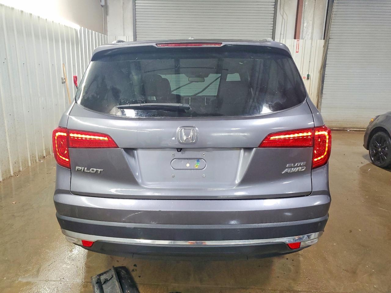 2017 HONDA PILOT