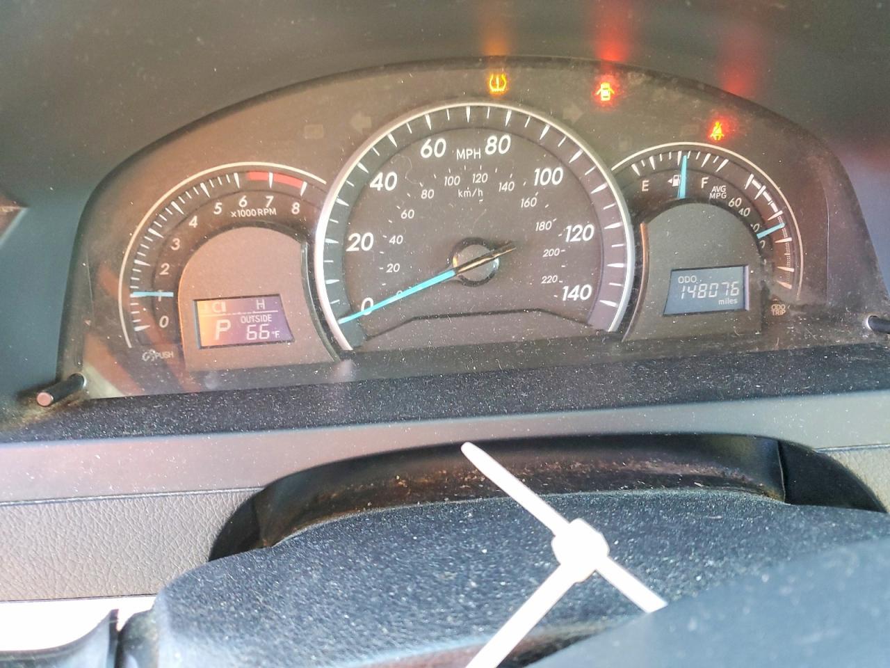 2014 TOYOTA CAMRY