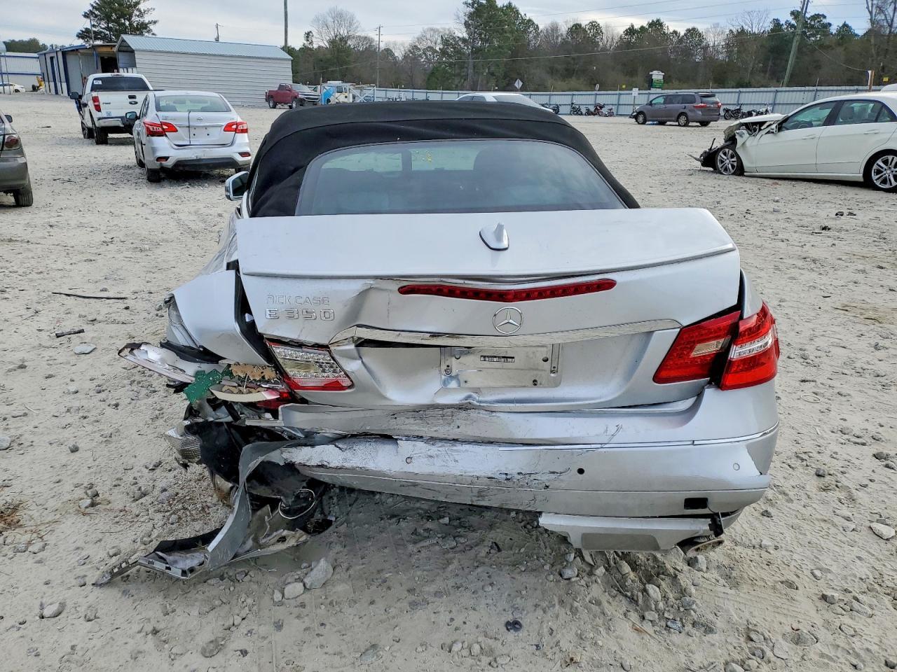 2012 MERCEDES-BENZ E-Class