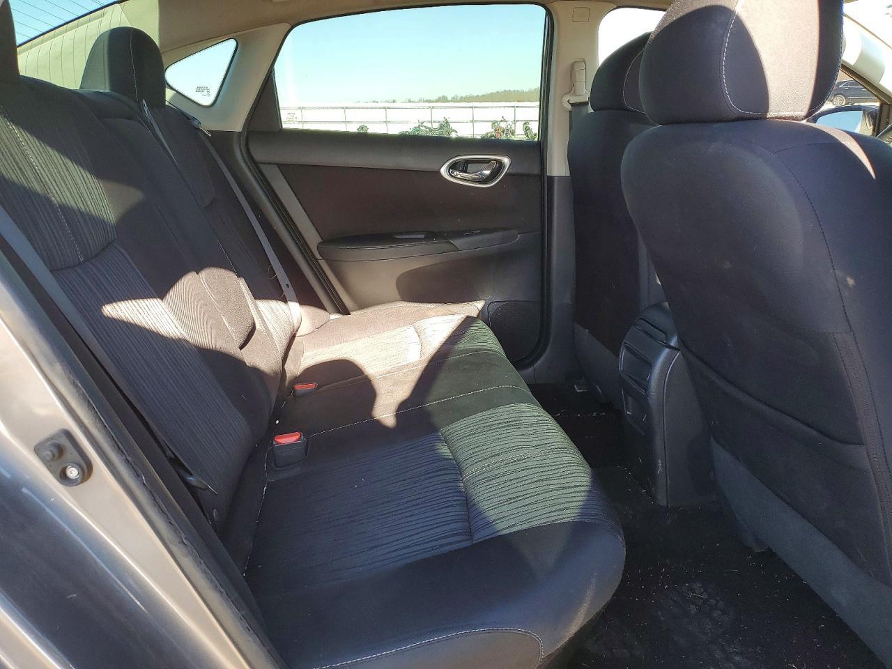 2016 NISSAN SENTRA