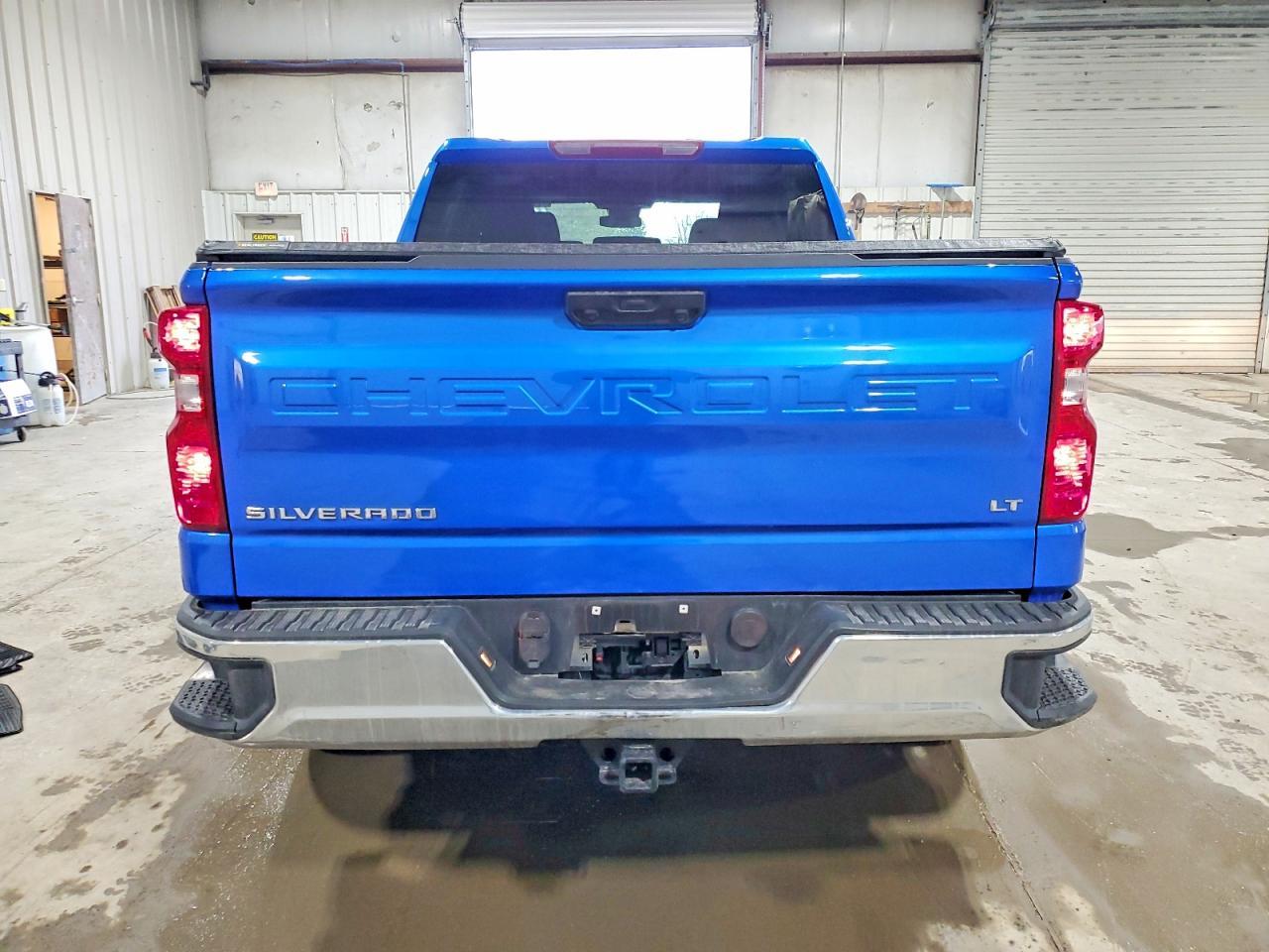 2025 CHEVROLET Silverado