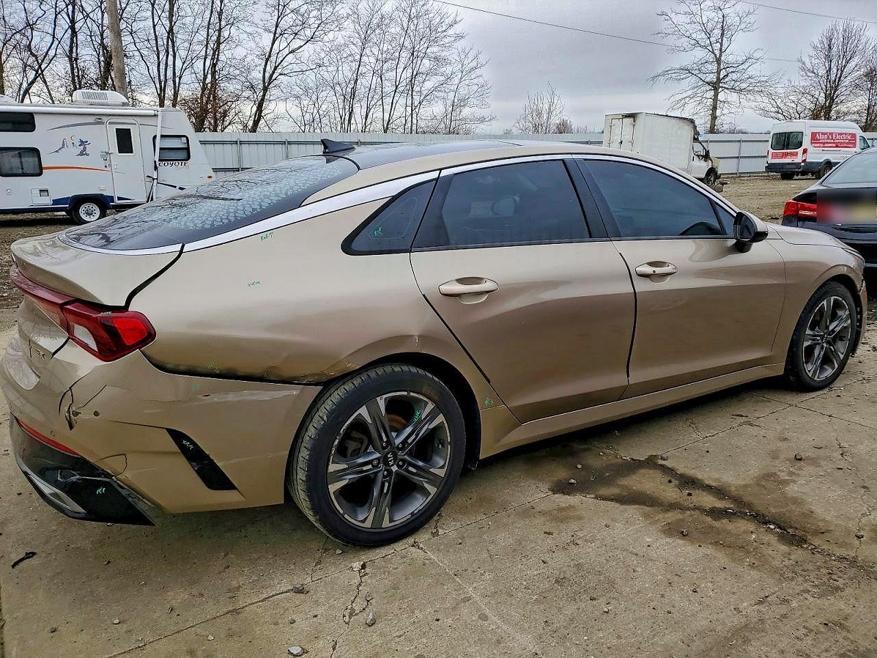 2021 KIA K5