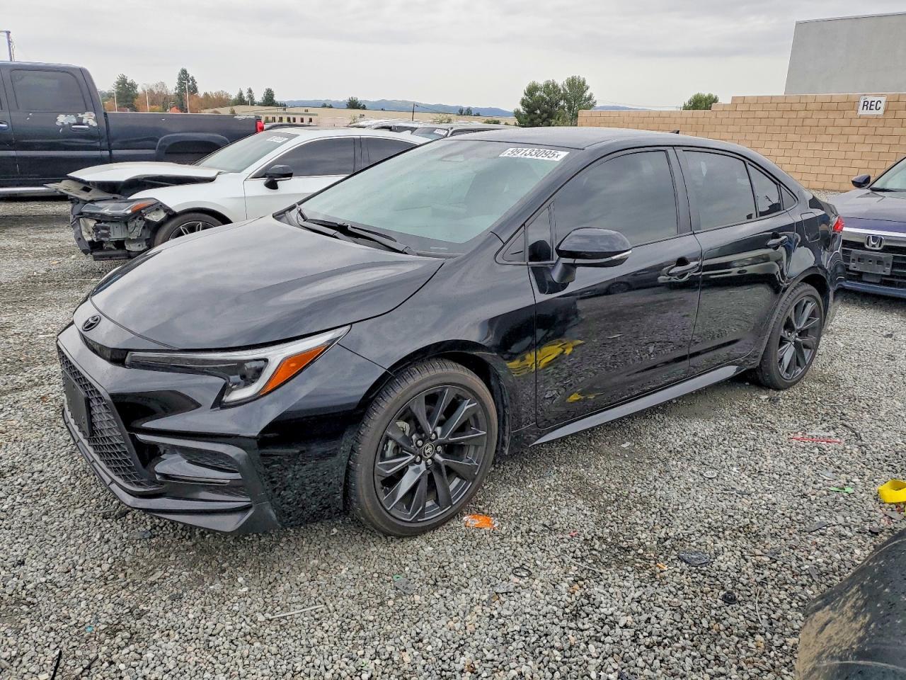 2024 TOYOTA COROLLA