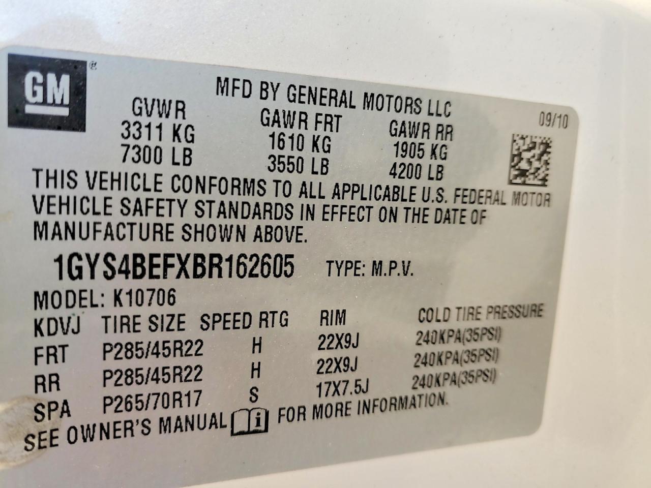 2011 CADILLAC ESCALADE