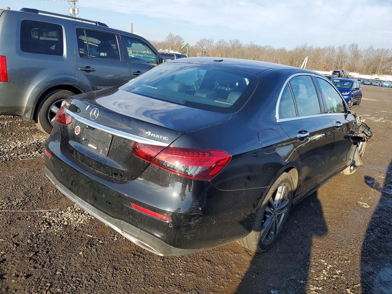 2021 MERCEDES-BENZ E-Class