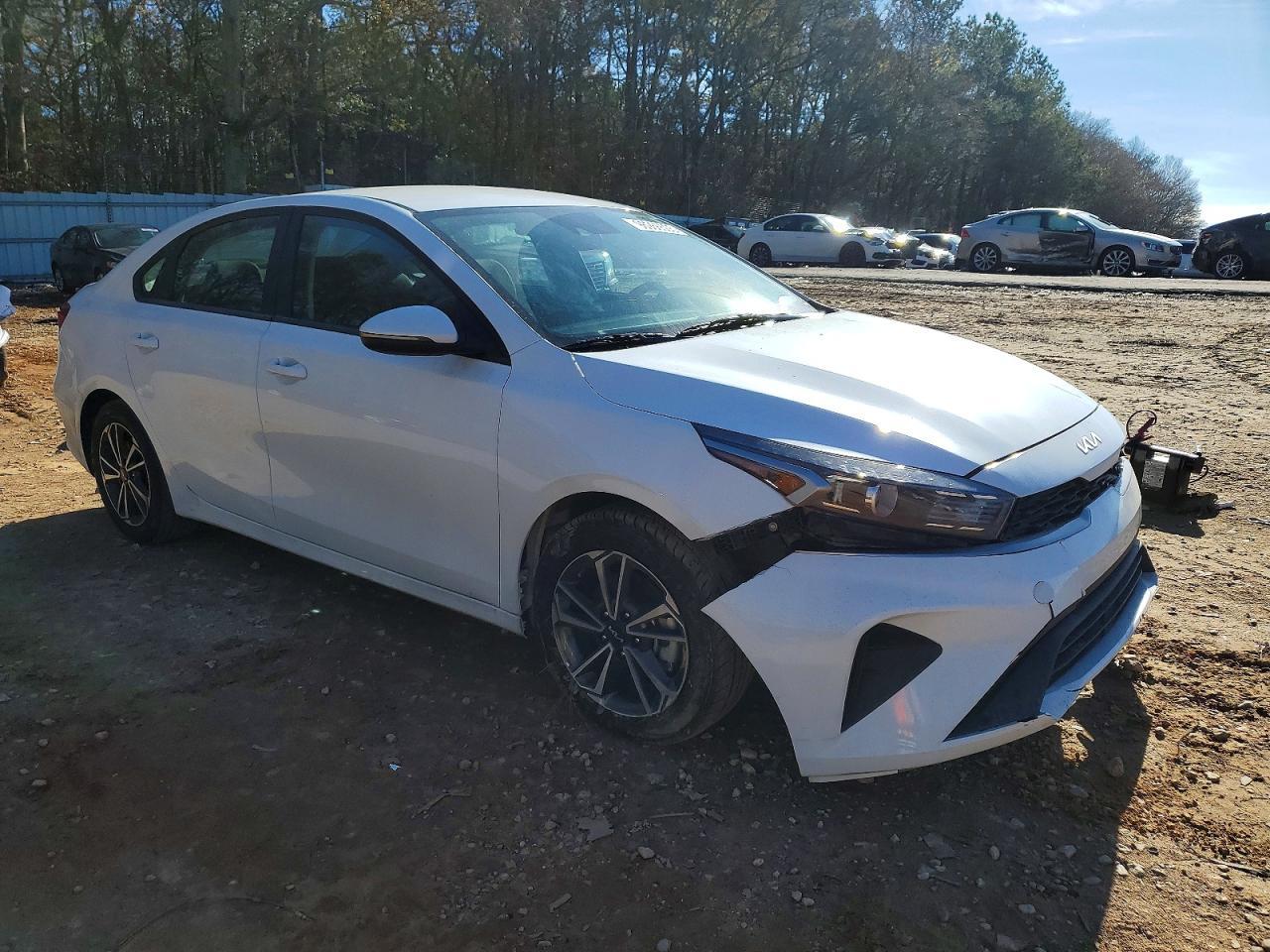 2024 KIA FORTE