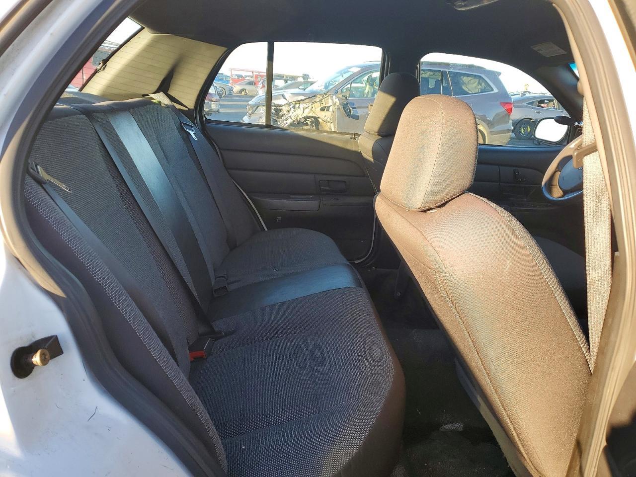 2005 FORD Crown Victoria