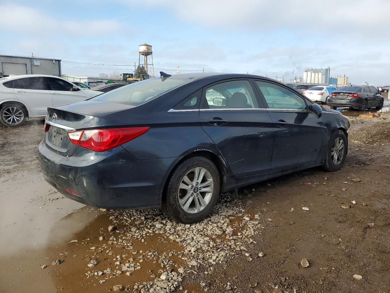 2011 HYUNDAI SONATA