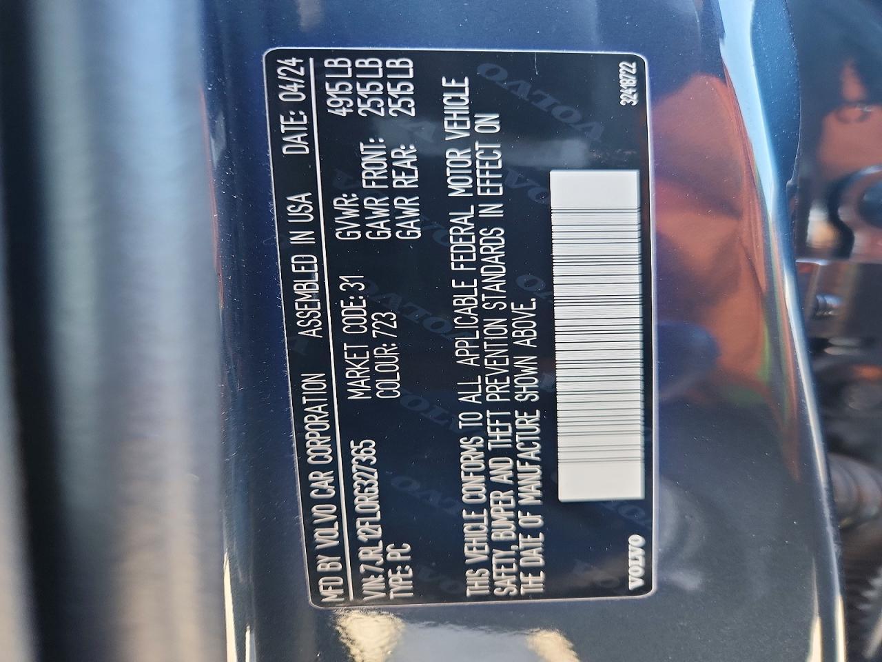 2024 VOLVO S60